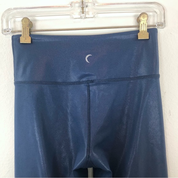 Zyia Active Liquid Shimmer Blue 7/8 Leggings - Picture 4 of 10